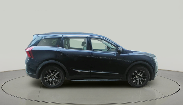 2023 Mahindra XUV700 AX 7 LUXURY P AT 7 STR, Petrol, Automatic, 22,649 km, exterior