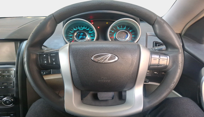 2018 Mahindra XUV500 W6 AT 1.99, Diesel, Automatic, 88,719 km, interior