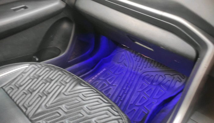 2022 Maruti BREZZA VXI, Petrol, Manual, 56,562 km, interior