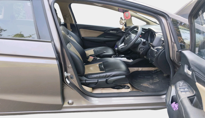 2015 Honda Jazz 1.2L I-VTEC SV, Petrol, Manual, 1,19,825 km, interior