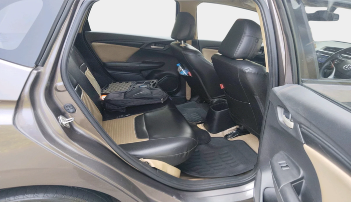 2015 Honda Jazz 1.2L I-VTEC SV, Petrol, Manual, 1,19,825 km, interior