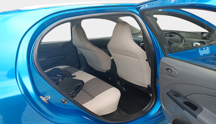 2013 Toyota Etios Liva GD, Diesel, Manual, 1,06,999 km, interior