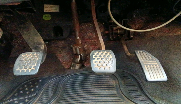 2011 Chevrolet Beat LS PETROL, Petrol, Manual, 1,34,073 km, interior