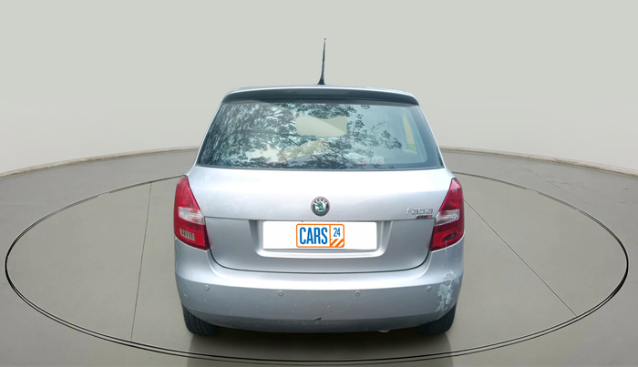 2010 Skoda Fabia ELEGANCE 1.6 MPI, Petrol, Manual, 1,32,035 km, exterior