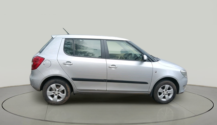 2010 Skoda Fabia ELEGANCE 1.6 MPI, Petrol, Manual, 1,32,035 km, exterior