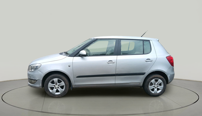 2010 Skoda Fabia ELEGANCE 1.6 MPI, Petrol, Manual, 1,32,035 km, exterior