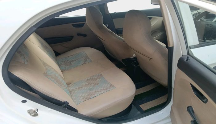 2013 Hyundai Eon ERA +, Petrol, Manual, 73,212 km, interior