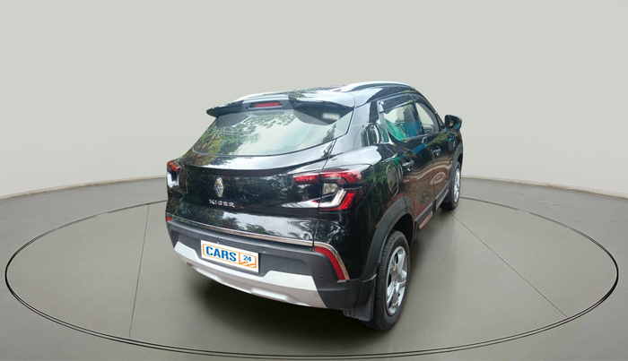 2024 Renault Kiger RXE MT, Petrol, Manual, 3,100 km, exterior