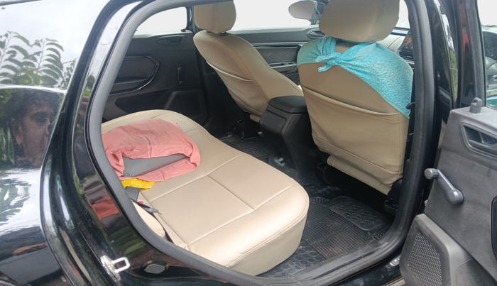 2024 Renault Kiger RXE MT, Petrol, Manual, 3,100 km, interior