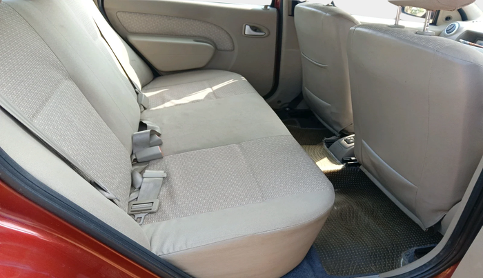 2011 Mahindra Verito 1.4 G2, Petrol, Manual, 40,290 km, interior