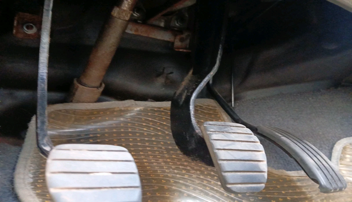 2011 Mahindra Verito 1.4 G2, Petrol, Manual, 40,290 km, interior