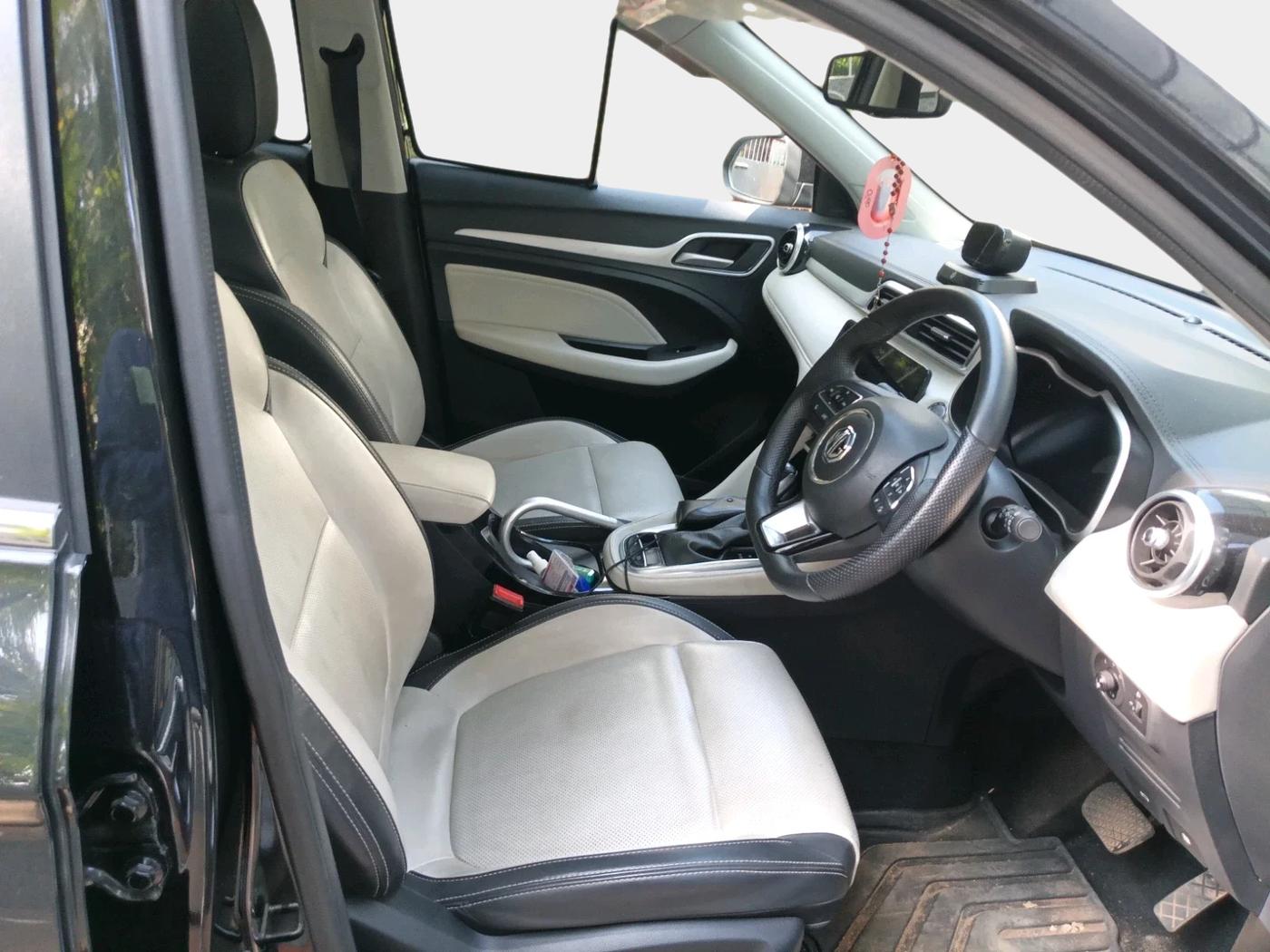 2024 MG ASTOR Savvy Pro 1.5 CVT (Ivory) , Petrol, Automatic, 12,375 km, interior