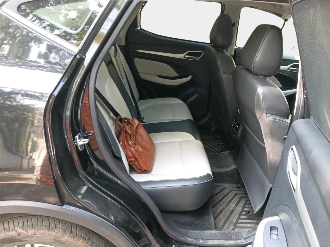2024 MG ASTOR Savvy Pro 1.5 CVT (Ivory) , Petrol, Automatic, 12,375 km, interior