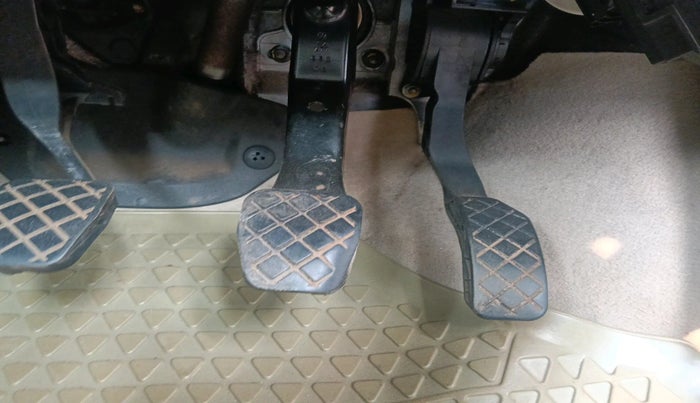 2011 Volkswagen Vento HIGHLINE DIESEL 1.6, Diesel, Manual, 1,00,259 km, interior