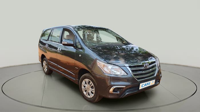 2015 Toyota Innova 2.5 GX 8 STR, Diesel, Manual, 1,33,787 km, exterior