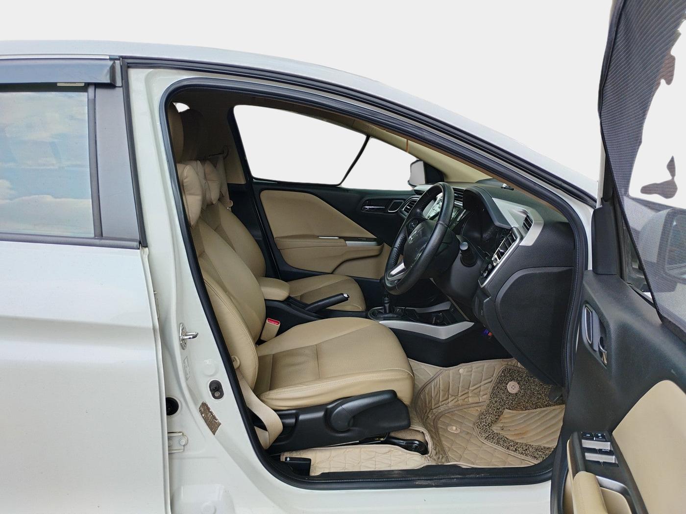 2018 Honda City 1.5L I-DTEC ZX, Diesel, Manual, 87,557 km, interior