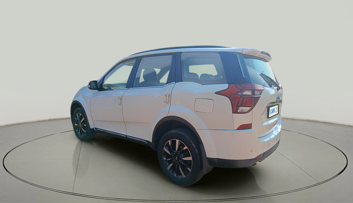 2018 Mahindra XUV500 W11(O), Diesel, Manual, 1,74,681 km, exterior