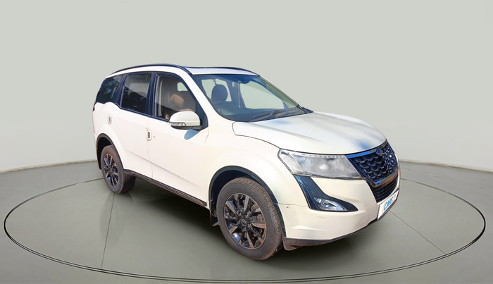 2018 Mahindra XUV500 W11(O), Diesel, Manual, 1,74,681 km, exterior