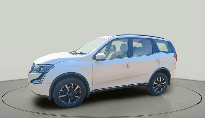 2018 Mahindra XUV500 W11(O), Diesel, Manual, 1,74,681 km, exterior