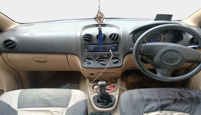 2013 Chevrolet Enjoy 1.4 LTZ 7 STR, Petrol, Manual, 47,622 km, interior