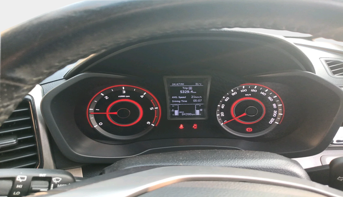 2019 Mahindra XUV300 W8 (O) 1.5 DIESEL, Diesel, Manual, 84,398 km, interior