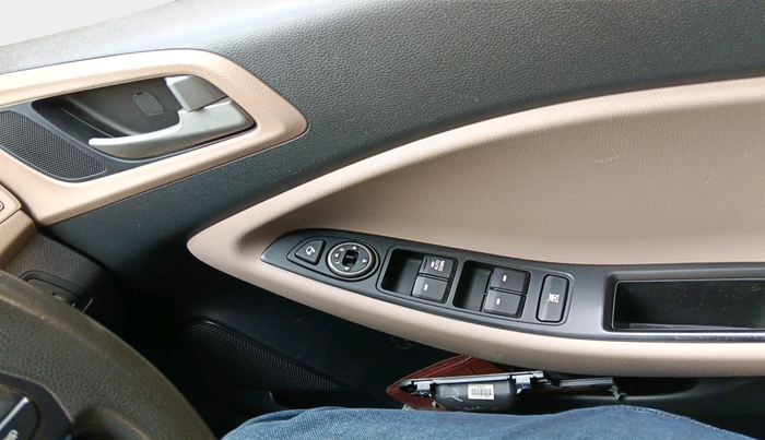 2018 Hyundai Elite i20 ASTA 1.2, Petrol, Manual, 1,10,385 km, interior