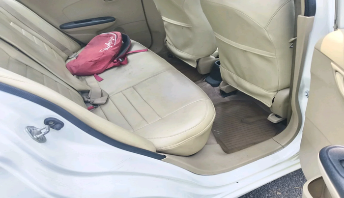 2015 Honda Amaze 1.2L I-VTEC S, Petrol, Manual, 1,51,292 km, interior