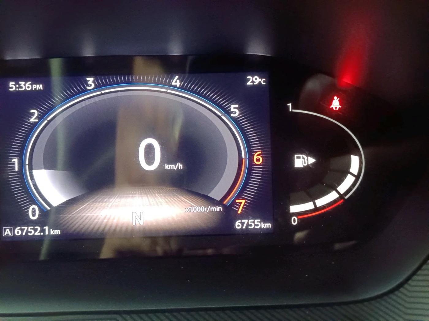 2025 Nissan MAGNITE N-Connecta B4D 1.0 Petrol AMT, Petrol, Automatic, 6,755 km, interior