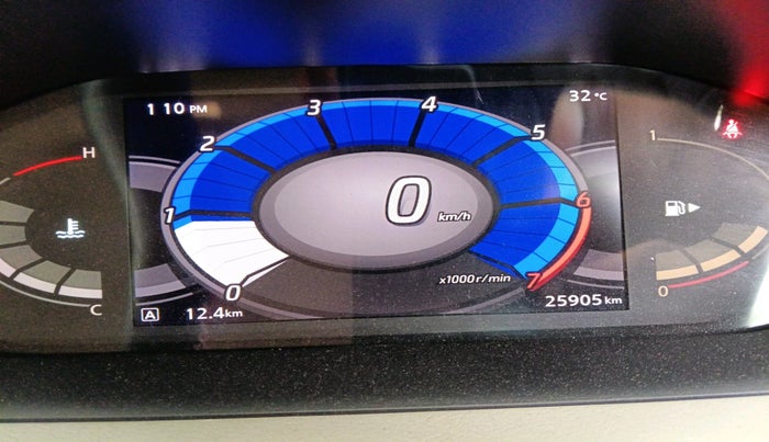 2023 Nissan MAGNITE XV TURBO, Petrol, Manual, 25,905 km, interior