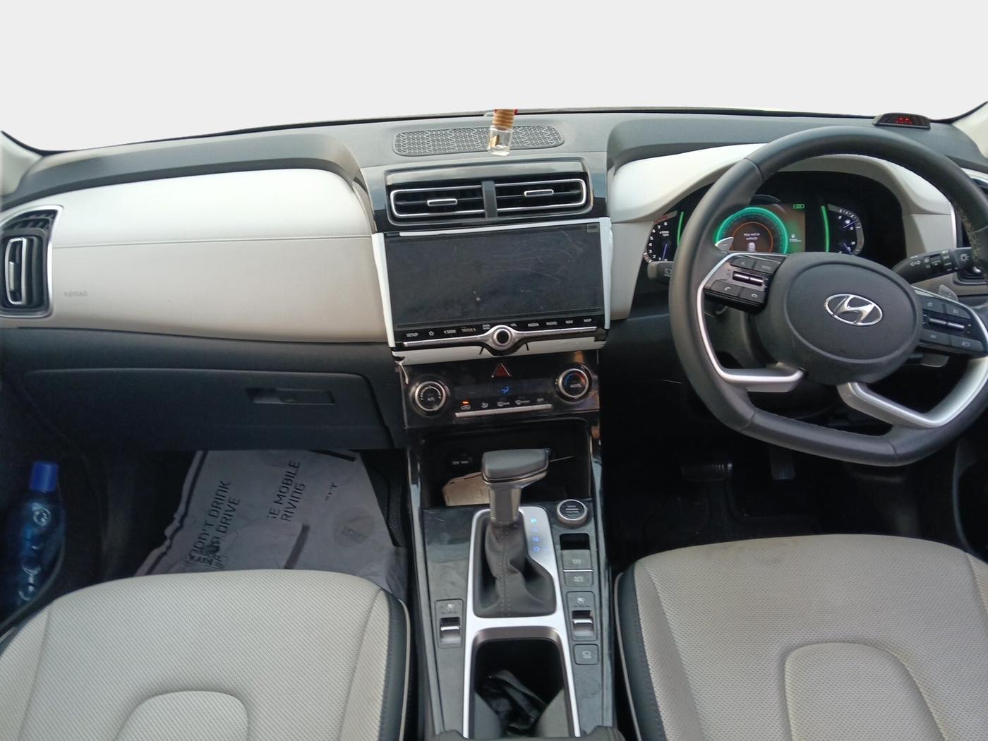2022 Hyundai Creta SX (O) IVT 1.5 PETROL, Petrol, Automatic, 17,041 km, interior