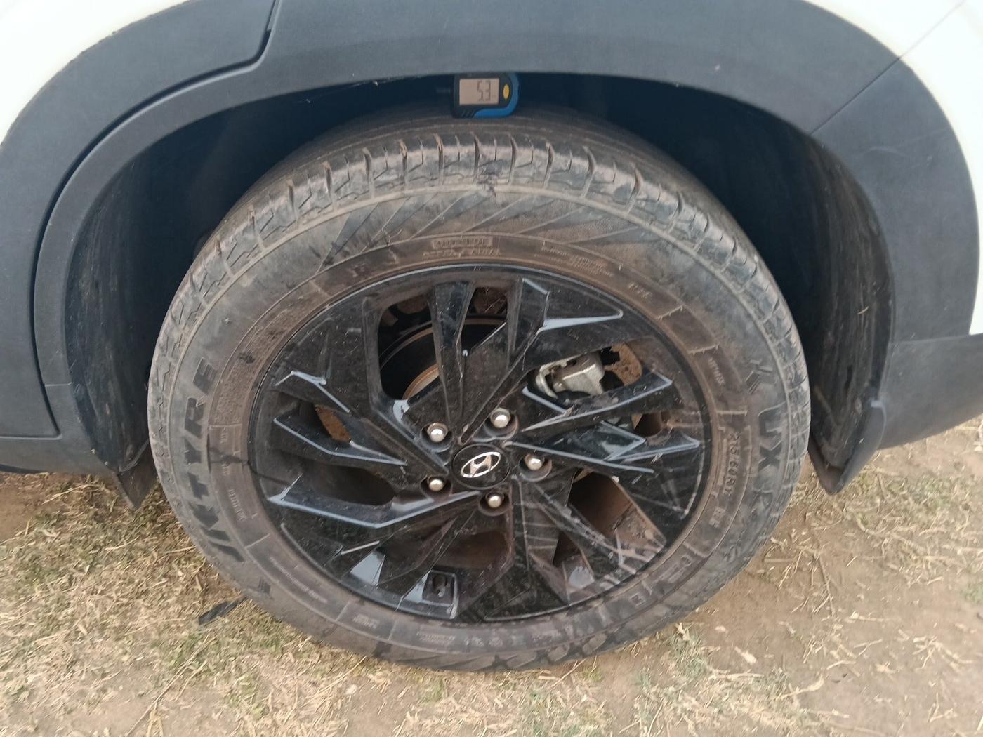 2022 Hyundai Creta SX (O) IVT 1.5 PETROL, Petrol, Automatic, 17,041 km, tyre