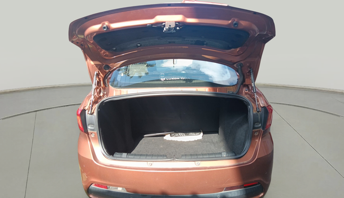 2017 Tata TIGOR XZ (O) PETROL, Petrol, Manual, 74,045 km, exterior