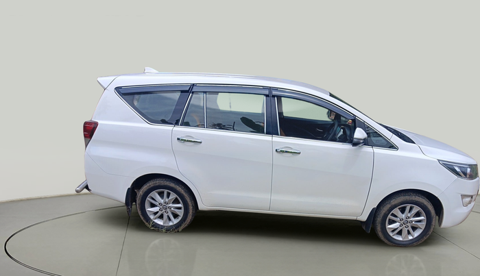 2018 Toyota Innova Crysta 2.4 G 7 STR, Diesel, Manual, 2,06,710 km, exterior