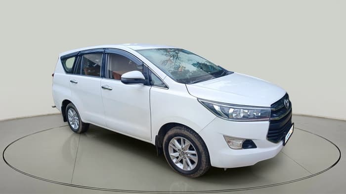 2018 Toyota Innova Crysta 2.4 G 7 STR, Diesel, Manual, 2,06,710 km, exterior
