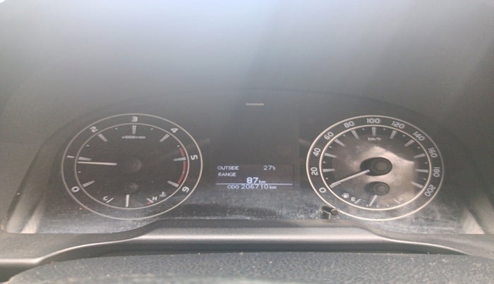 2018 Toyota Innova Crysta 2.4 G 7 STR, Diesel, Manual, 2,06,710 km, interior