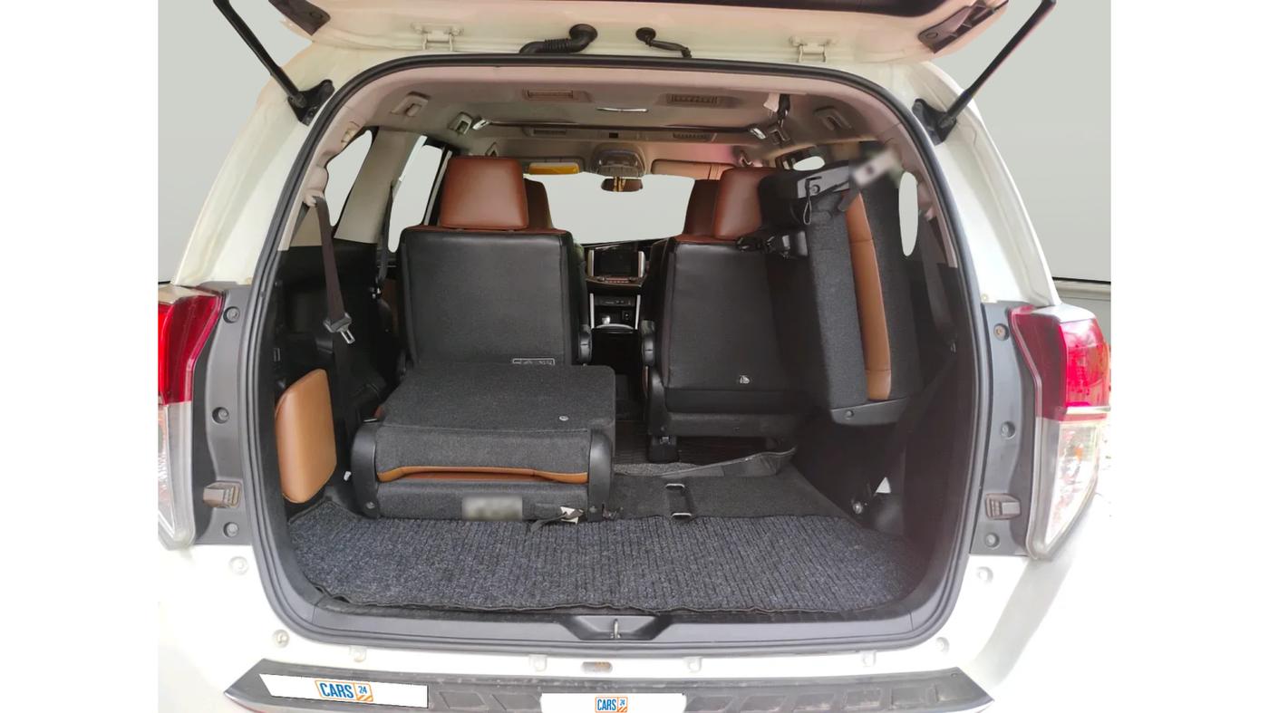 2017 Toyota Innova Crysta 2.8 ZX AT 7 STR, Diesel, Automatic, 98,800 km, exterior