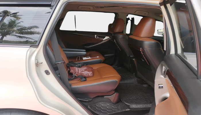 2017 Toyota Innova Crysta 2.8 ZX AT 7 STR, Diesel, Automatic, 98,800 km, interior