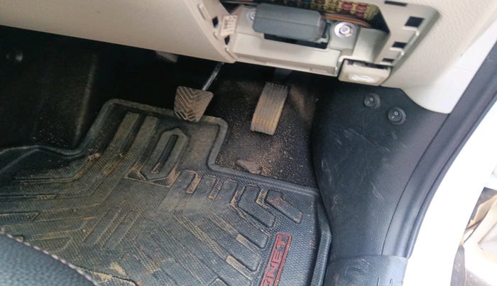 2022 KIA SONET HTX 1.0 IMT, Petrol, Manual, 48,758 km, interior