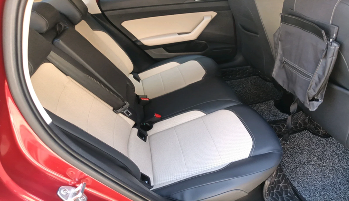 2023 Volkswagen VIRTUS TOPLINE TSI 1.0 AT, Petrol, Automatic, 40,817 km, interior