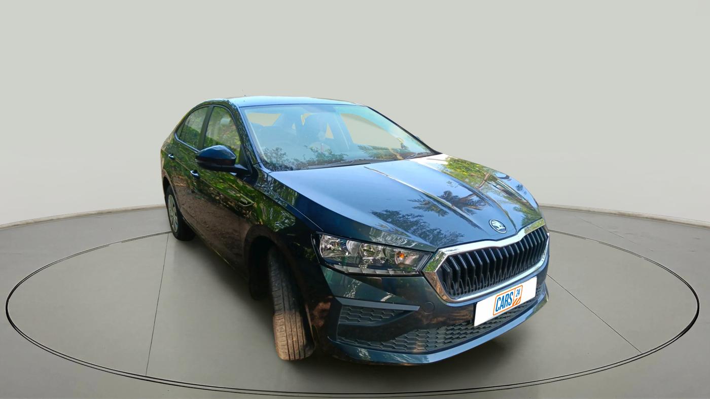 2025 Skoda SLAVIA Classic 1.0L TSI MT, Petrol, Manual, 2,675 km, exterior