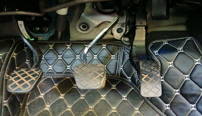 2025 Skoda SLAVIA Classic 1.0L TSI MT, Petrol, Manual, 2,675 km, interior