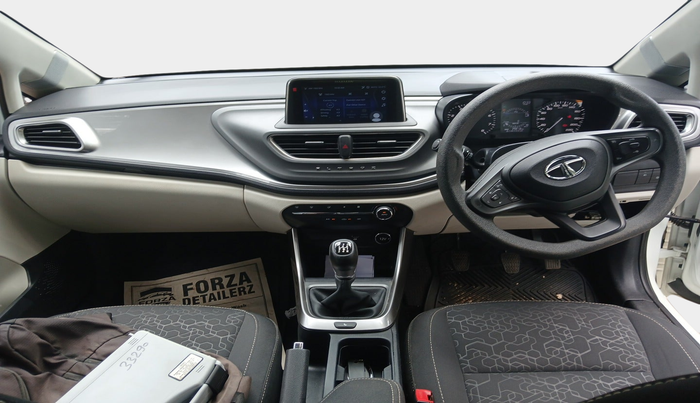 2022 Tata ALTROZ XZ PETROL, Petrol, Manual, 29,213 km, interior