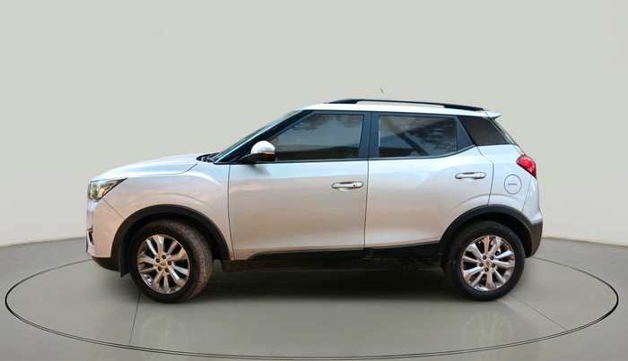 2019 Mahindra XUV300 W8 1.5 DIESEL, Diesel, Manual, 1,19,992 km, exterior