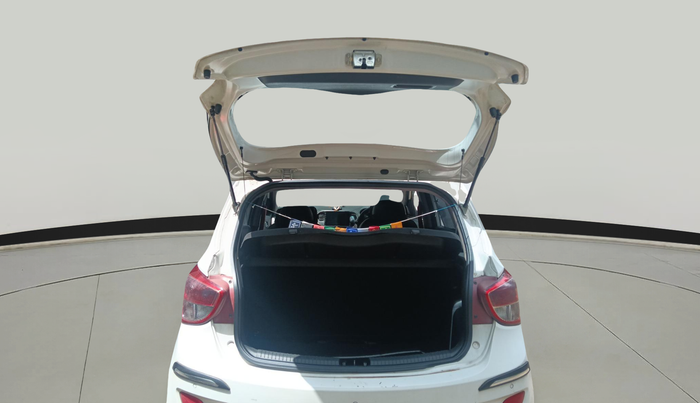 2016 Hyundai Grand i10 SPORTZ 1.2 KAPPA VTVT, Petrol, Manual, 1,74,000 km, exterior