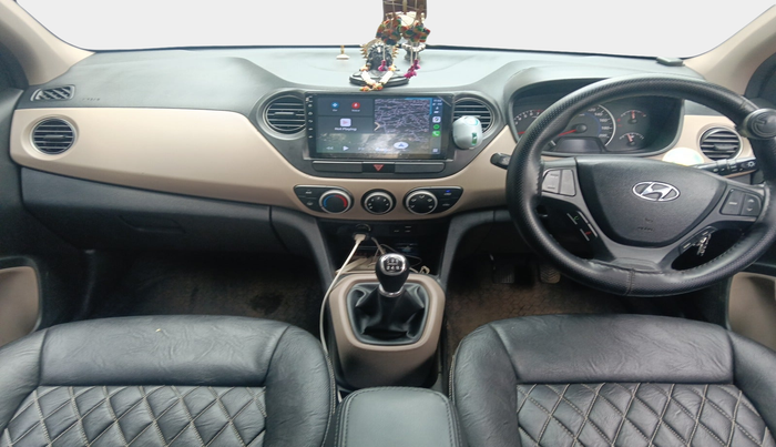 2016 Hyundai Grand i10 SPORTZ 1.2 KAPPA VTVT, Petrol, Manual, 1,74,000 km, interior