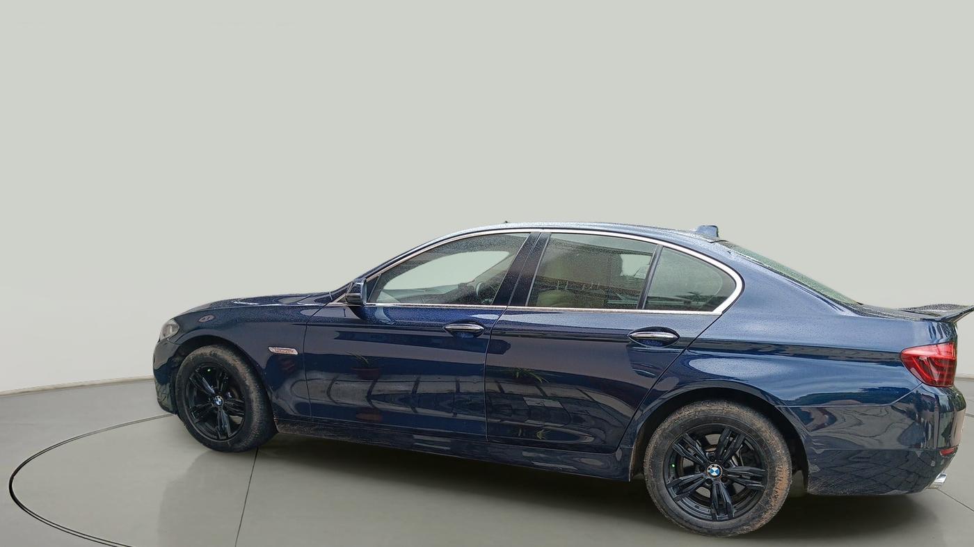 2015 BMW 5 Series 520D LUXURY LINE, Diesel, Automatic, 87,681 km, exterior