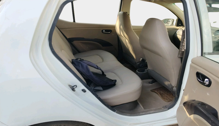 2012 Hyundai i10 MAGNA 1.1, Petrol, Manual, 83,778 km, interior