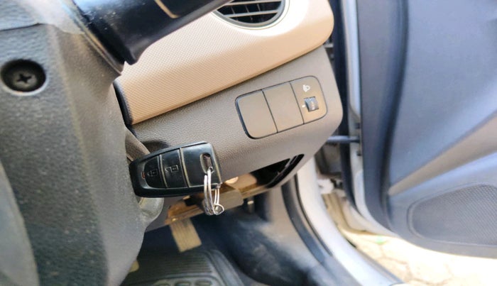 2016 Hyundai Grand i10 MAGNA 1.2 KAPPA VTVT, Petrol, Manual, 57,921 km, interior