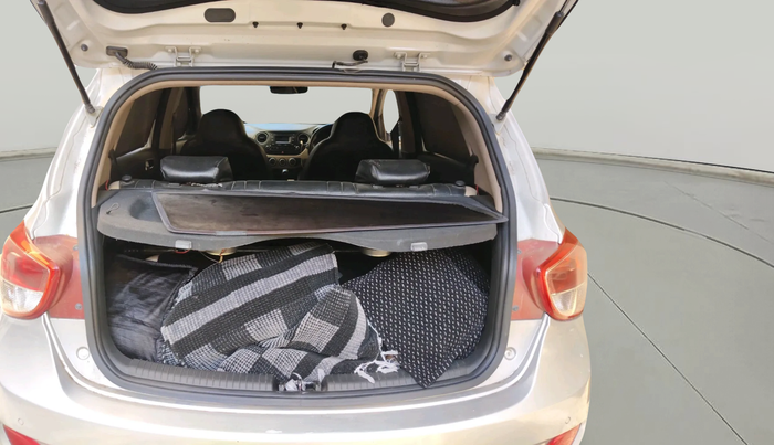 2016 Hyundai Grand i10 ASTA (O) AT 1.2 KAPPA VTVT, Petrol, Automatic, 68,427 km, exterior