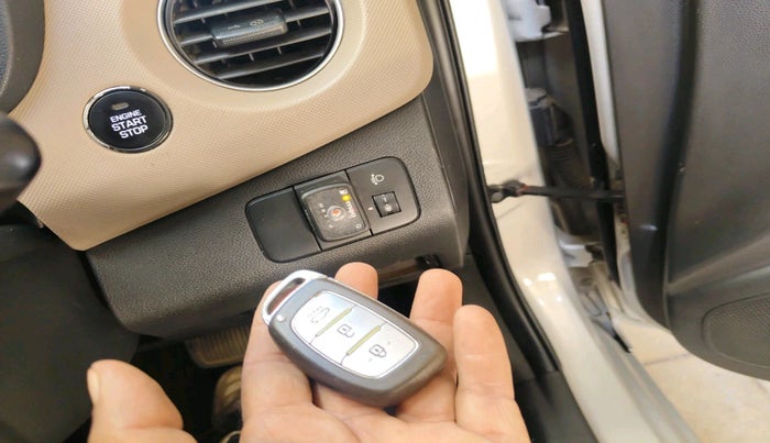 2016 Hyundai Grand i10 ASTA (O) AT 1.2 KAPPA VTVT, Petrol, Automatic, 68,427 km, interior